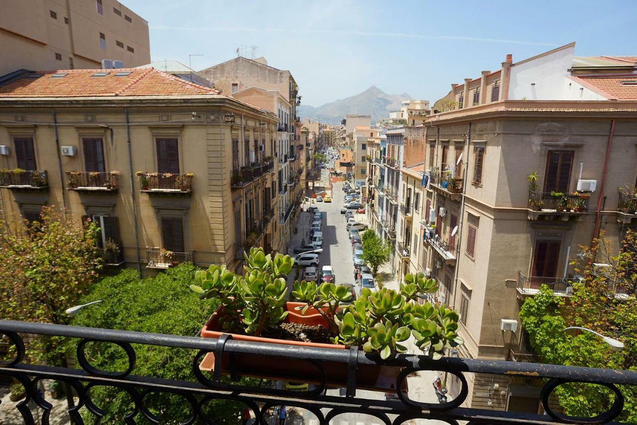 Casuzza Al Politeama Palermo Exterior foto